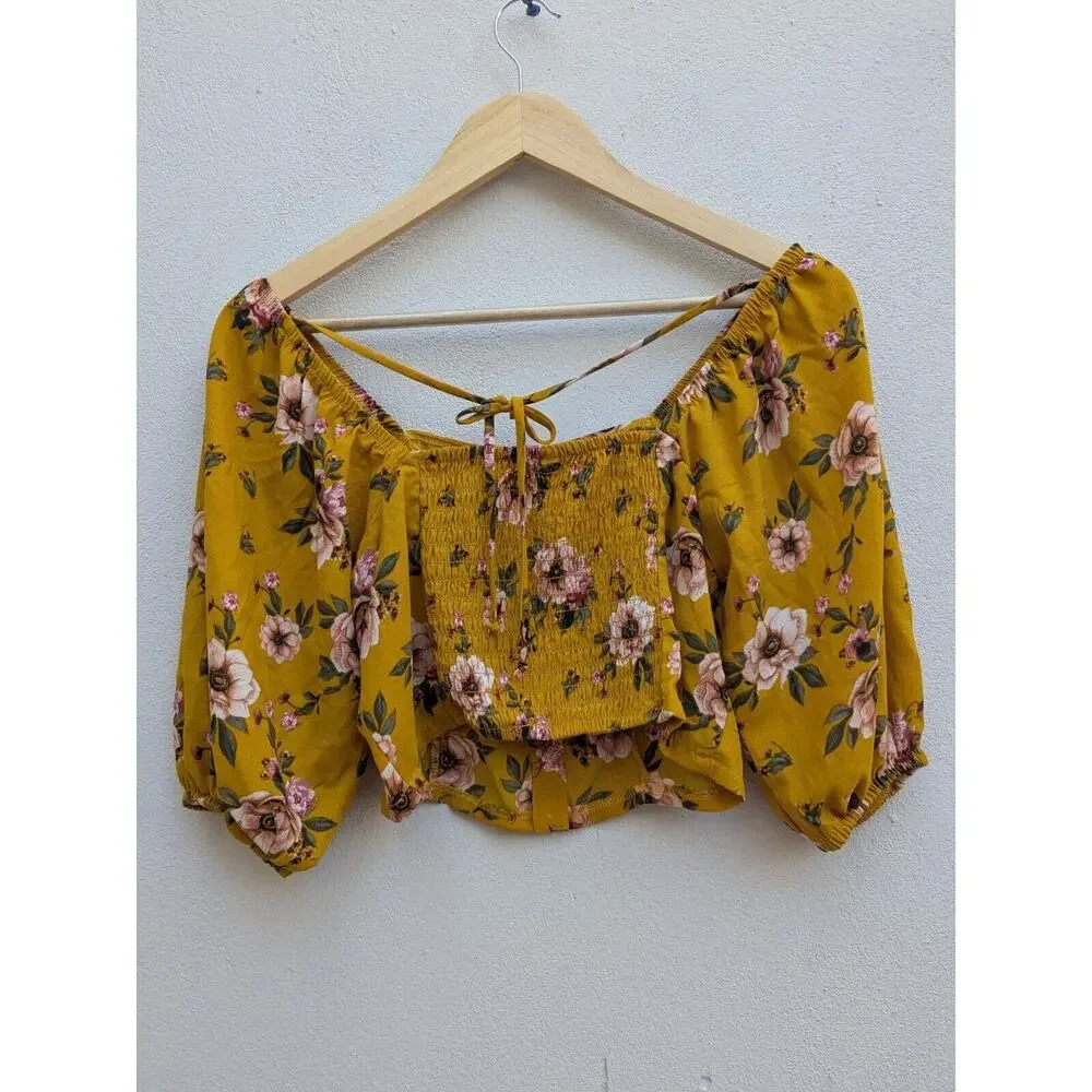 Xhilaration Juniors Crop Top Cottagecore Off or On The Shoulder Boho Floral Sz S